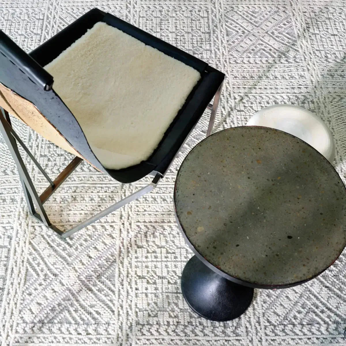 Reign REI07 White/Light Gray Rug