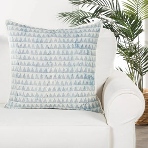 Revolve Rov02 Yonah Blue/White Pillow