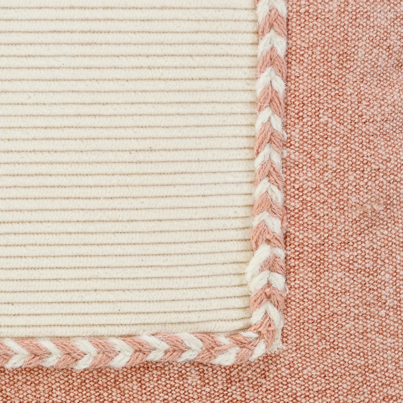 Riviera Lr07702 Dusty Pink/Cream Pillow