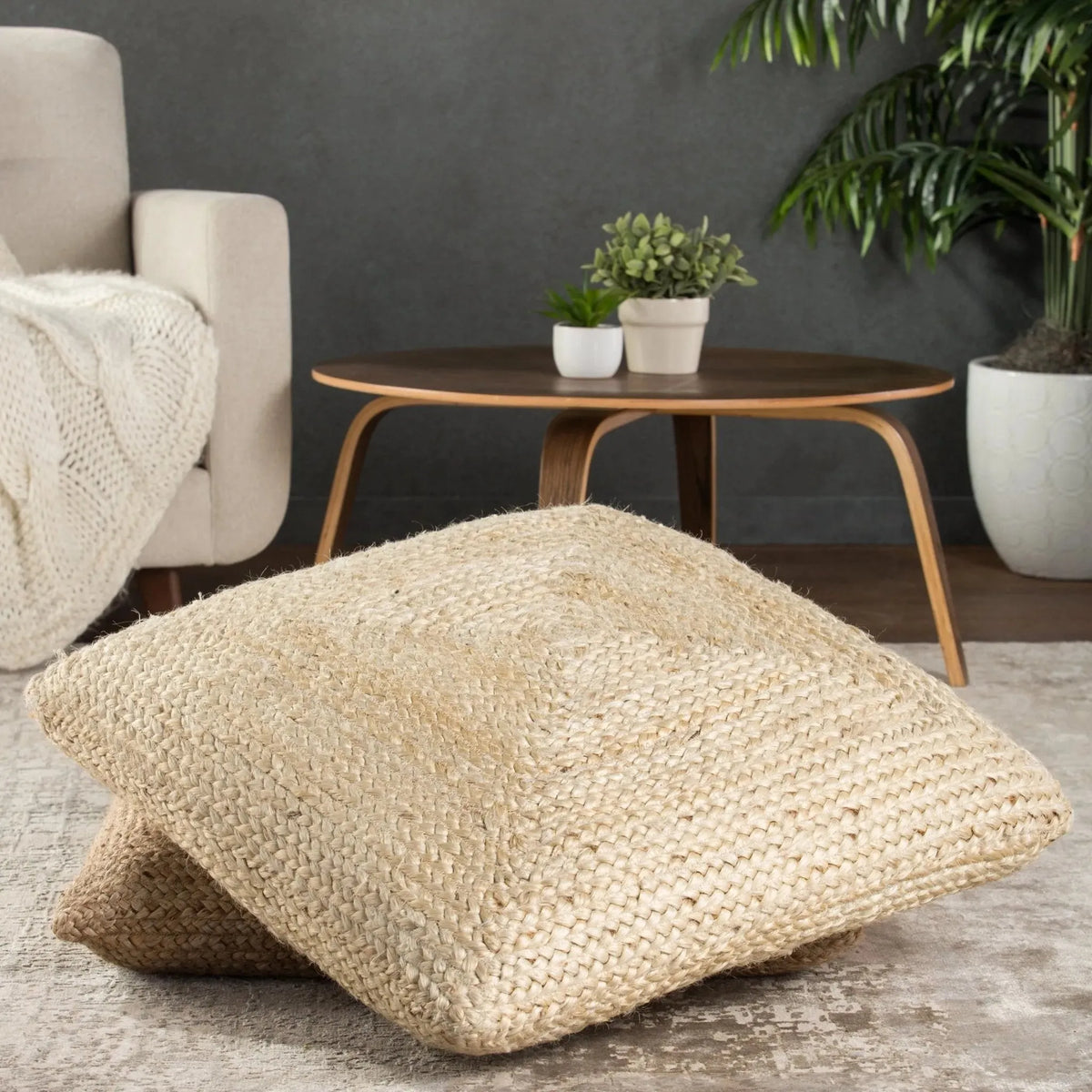 Saba Saa03 Natia Ivory Pouf