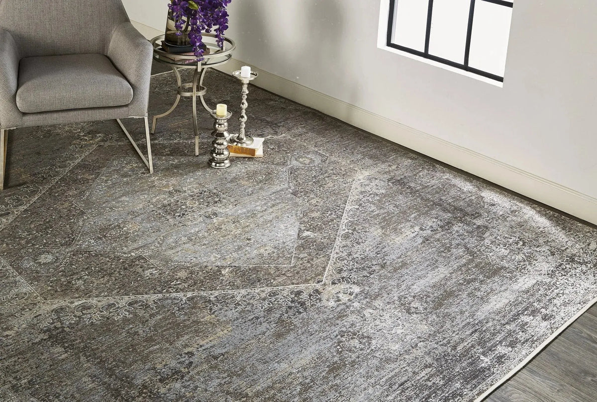 Sarrant 3963F Gray/Silver Rug