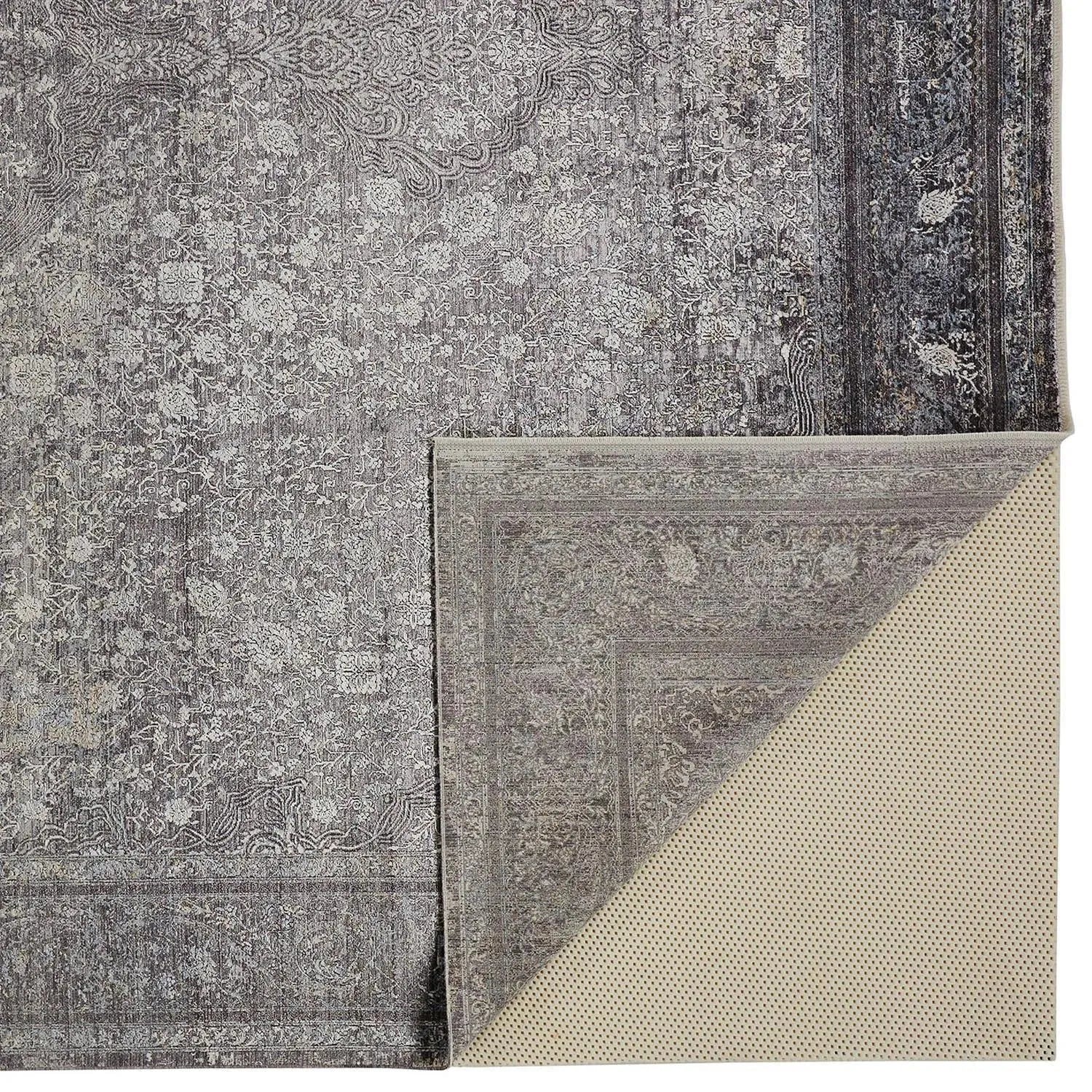 Sarrant 3967F Gray/Silver Rug