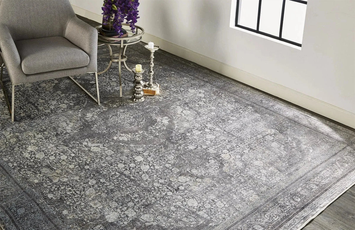 Sarrant 3967F Gray/Silver Rug
