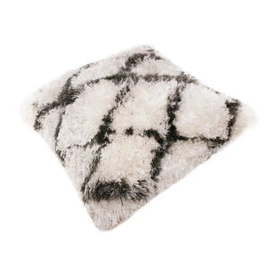 Shag 07753WLT White/Black Lattice Pillow