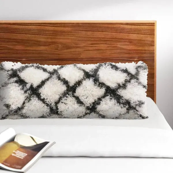 Shag 07753WLT White/Black Lattice Pillow