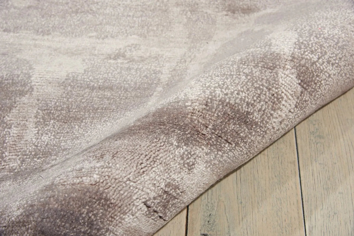 Silk Shadows Sha02 Silver Rug