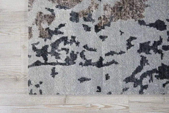 Silk Shadows SHA16 Silver Grey Rug