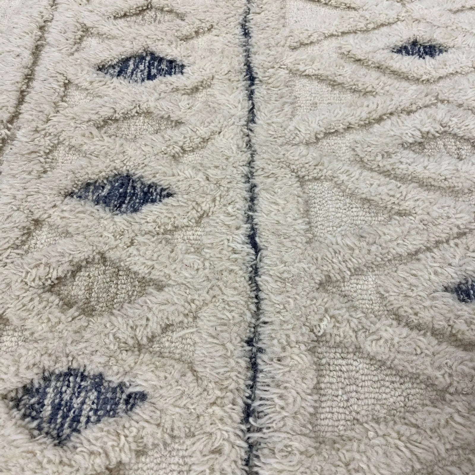 Sinuous Lr54112 Cream/Navy Rug