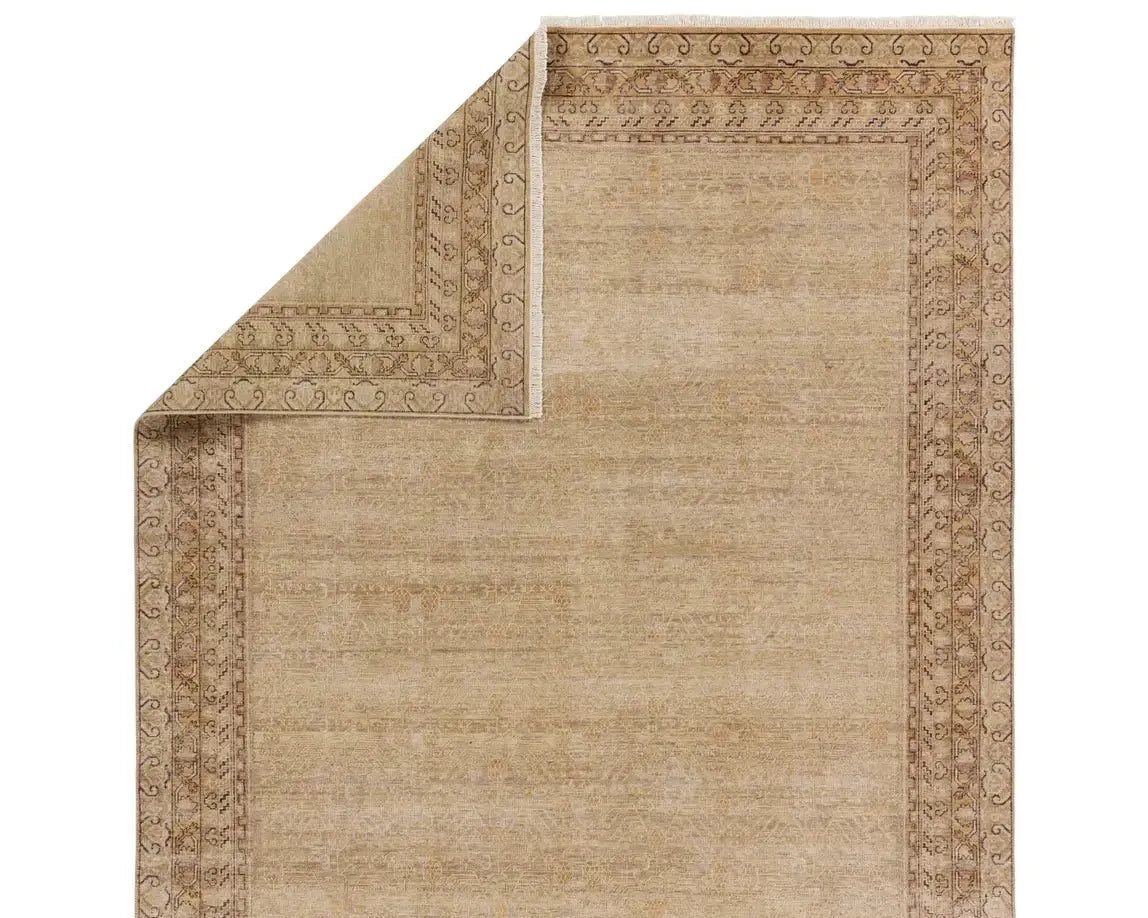 Someplace In Time SPT19 Gold/Brown Rug