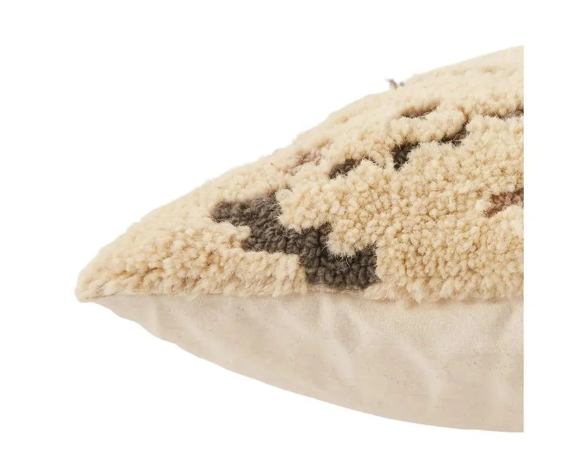 Soul Trek STK02 Cream/Dark Grey Pillow