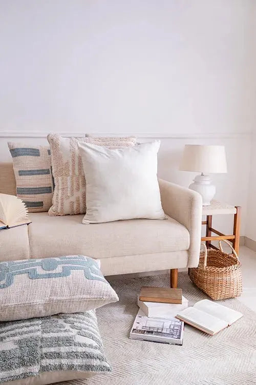 Stacy Garcia 08422IVO Ivory Pillow