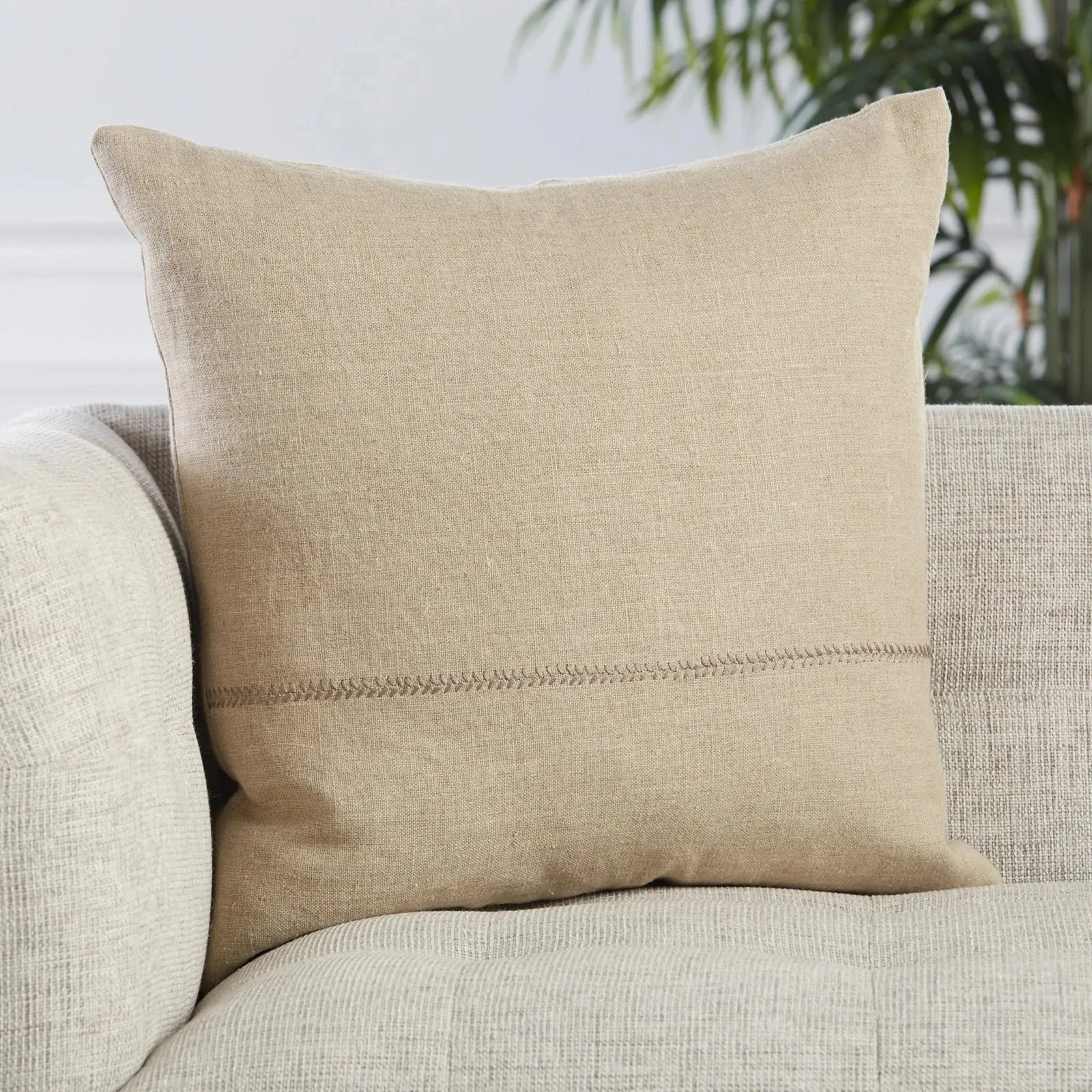 Taiga Tga09 Ortiz Light Gray Pillow