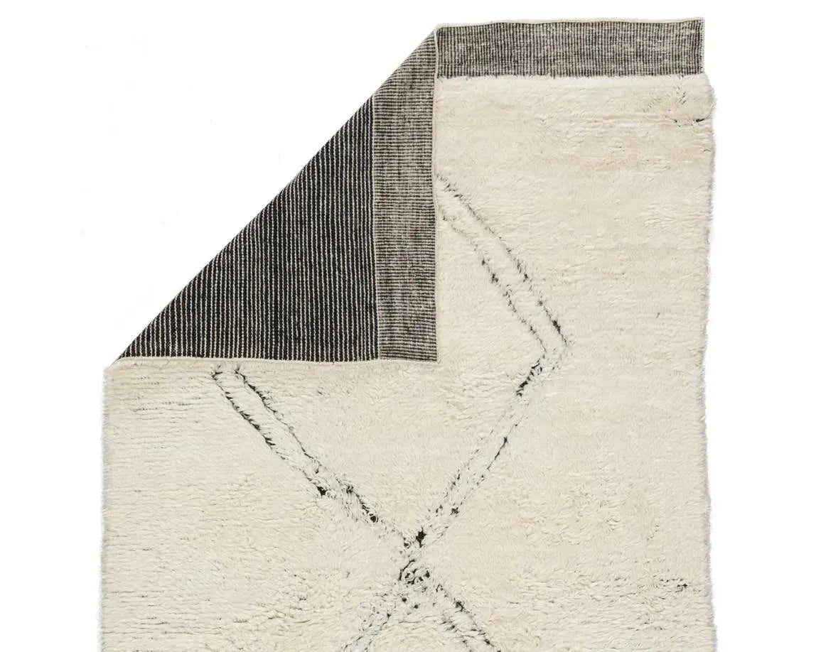 Tala TAL06 Ephesus Ivory / Black Rug