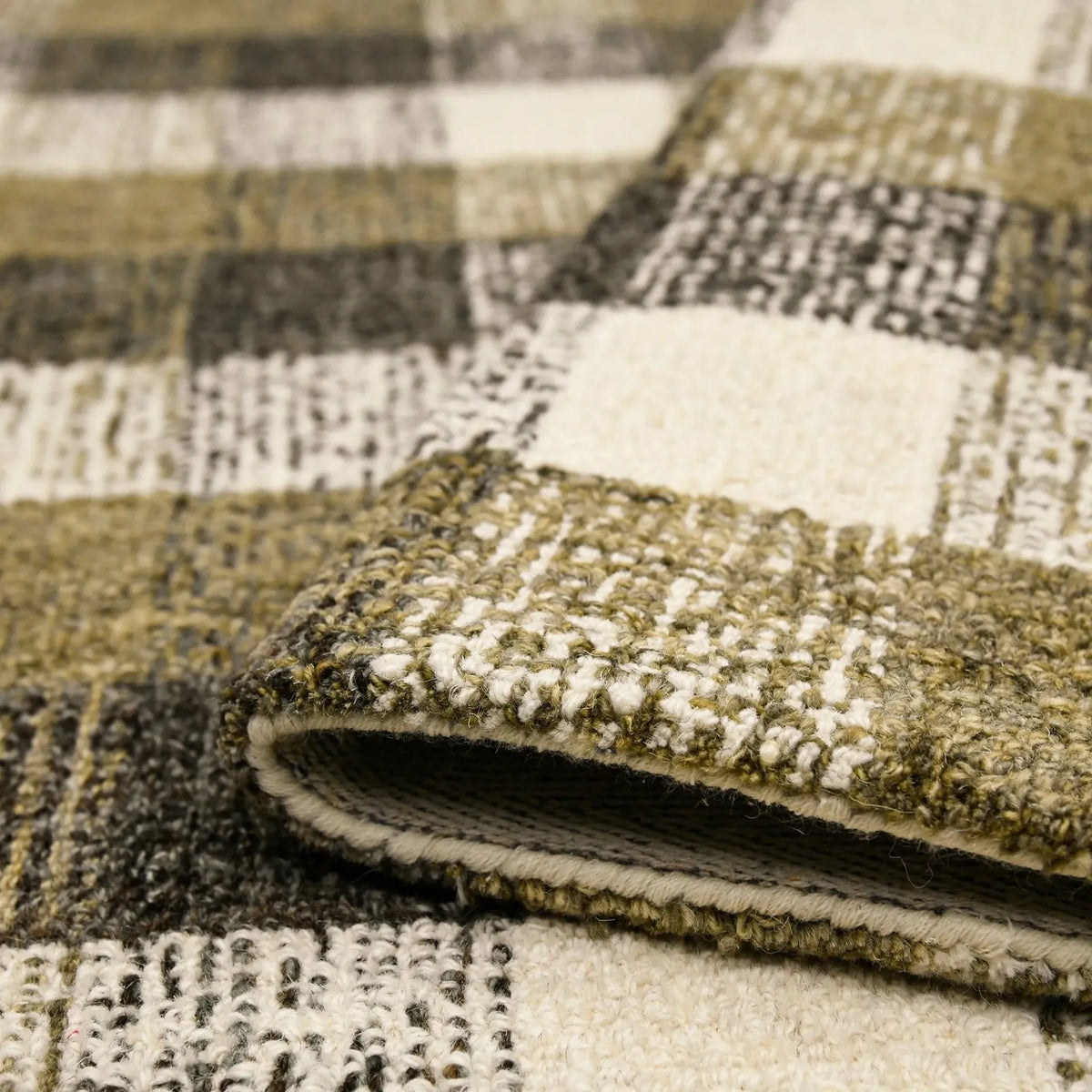 Tartan TRA-5 Khaki Rug