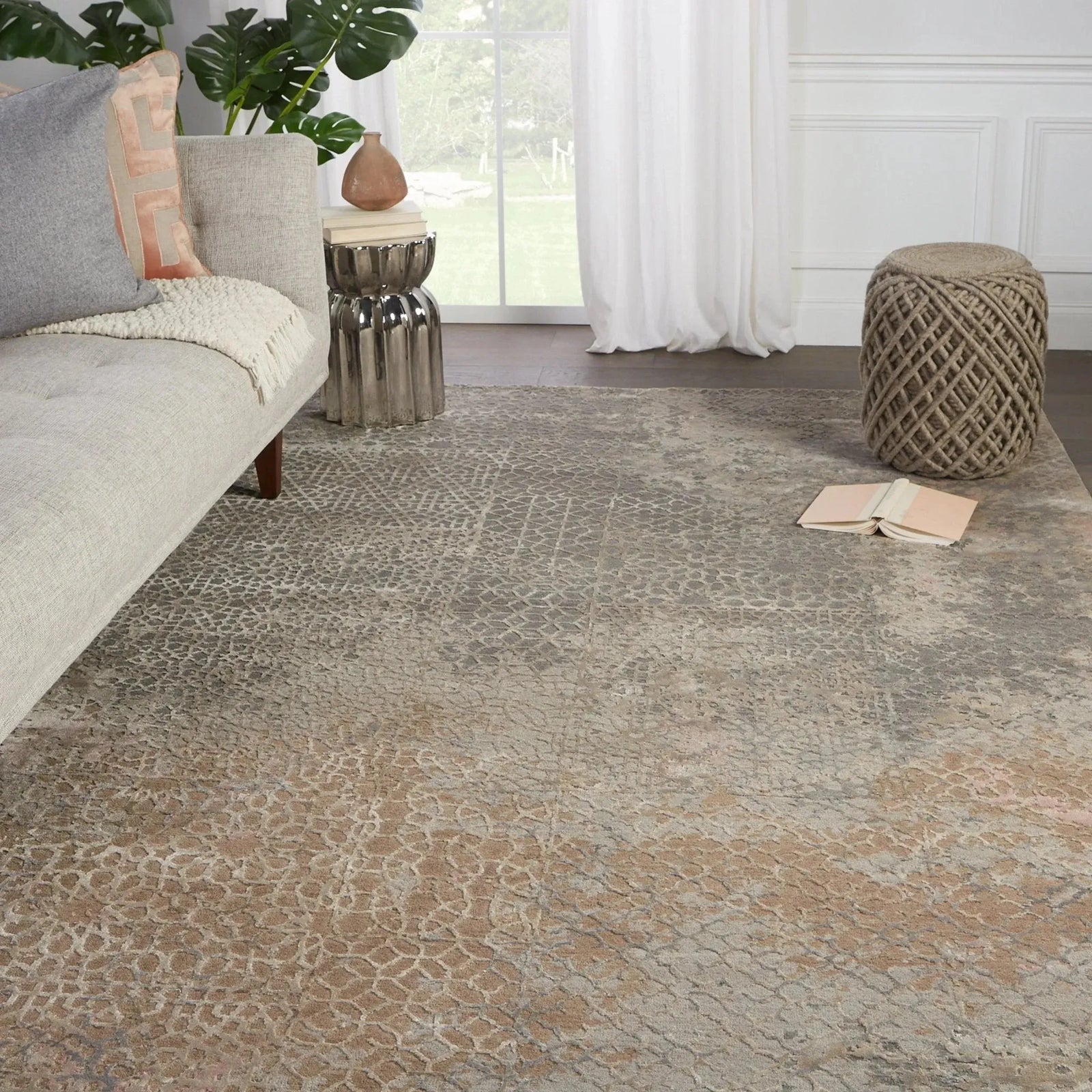Tattvam Tvm04 Sahaj Gray/Tan Rug