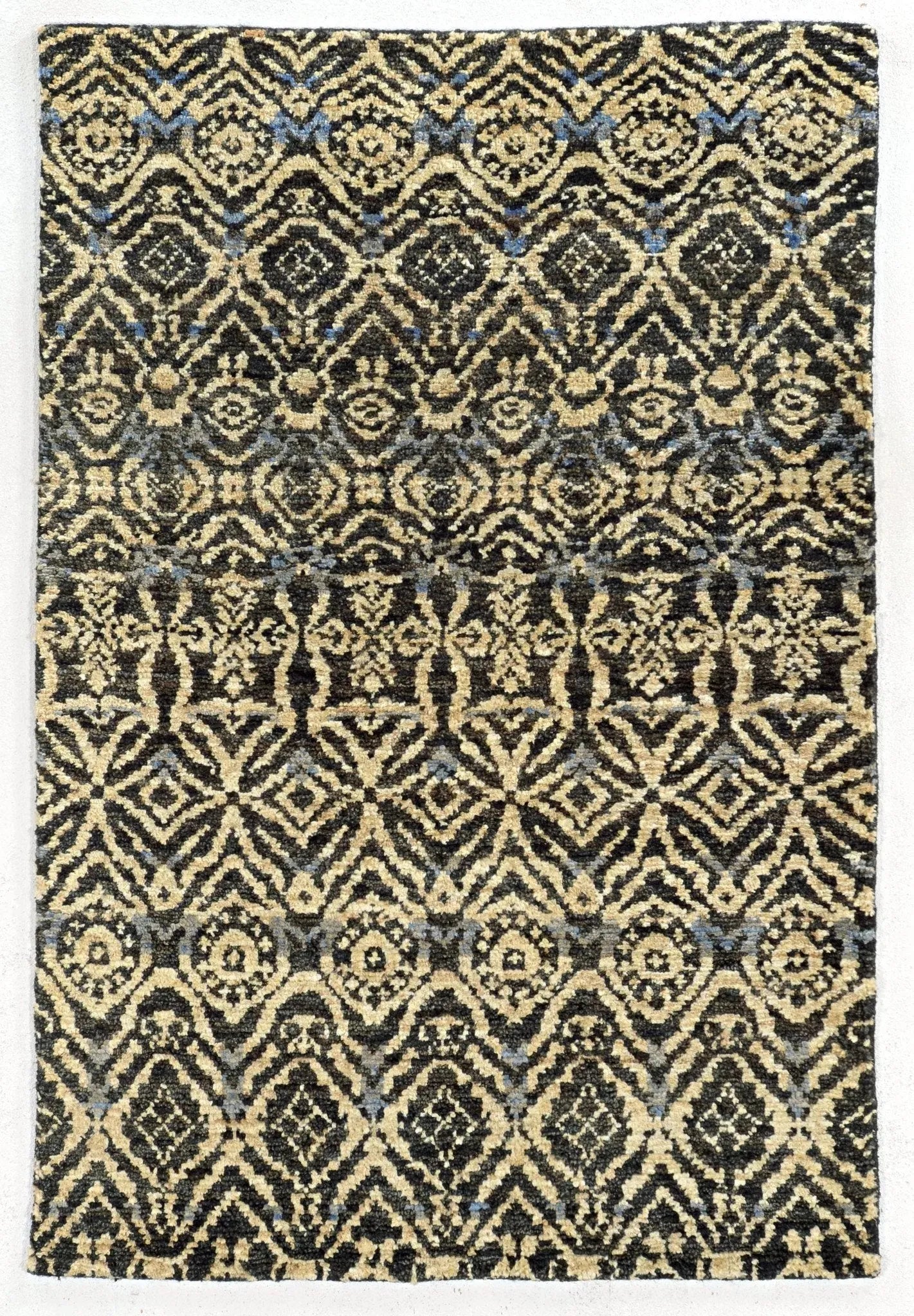 Tommy Bahama Ansley 50904 Black / Beige Rug