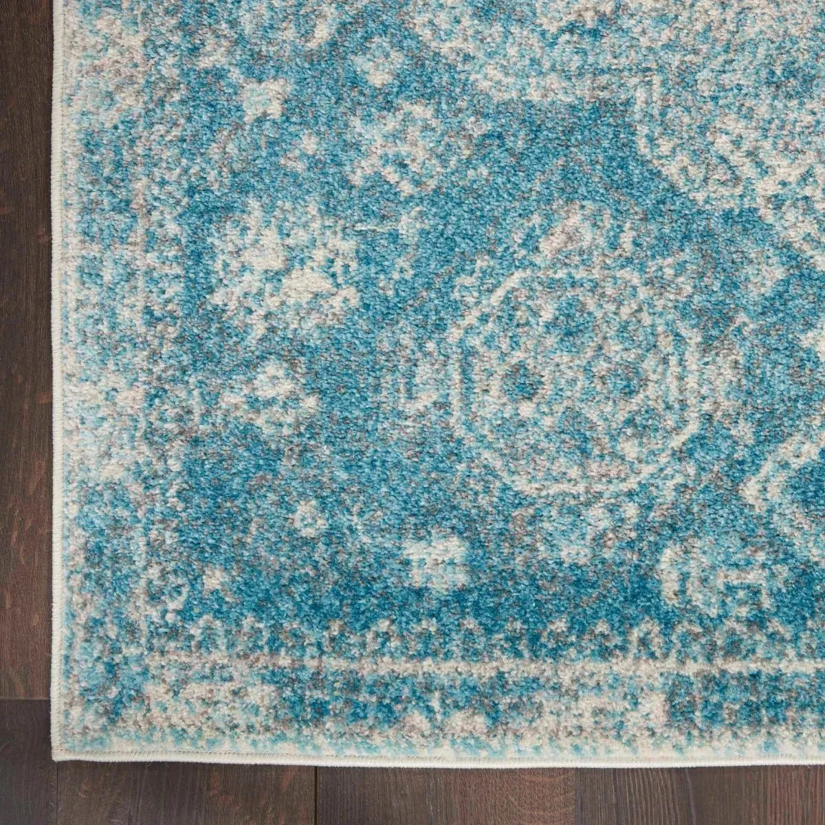 Tranquil Tra13 Lt Blue Ivory Rug 1