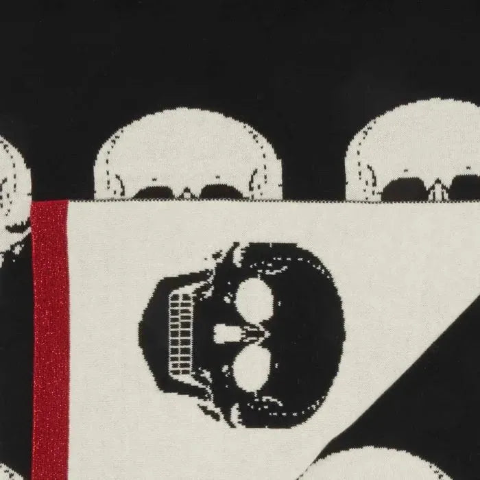 Trendy, Hip, New-Age UK204 Black/White Throw Blanket