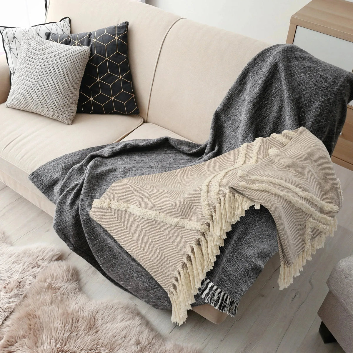 Tufted Geometric Beige and Cream with Fringe LR8018 Throw Blanket