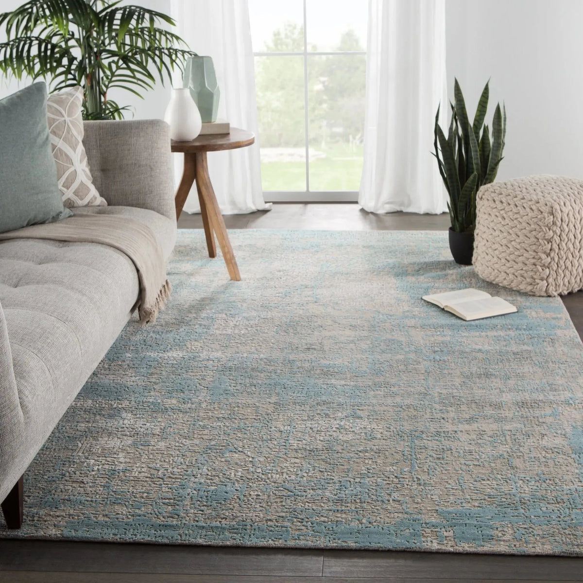 Uvenuti by Kavi UVT01 Hava Light Blue/Light Gray Rug