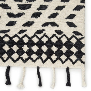 Vera By Nikki Chu VNK04 Roka Ivory/Black Rug