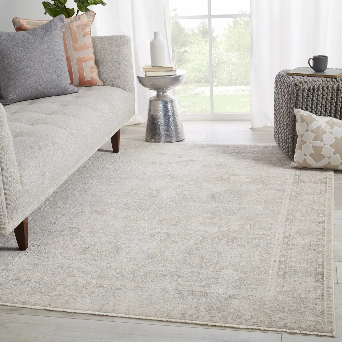 Vienne Vne07 Michon Gray/Cream Rug