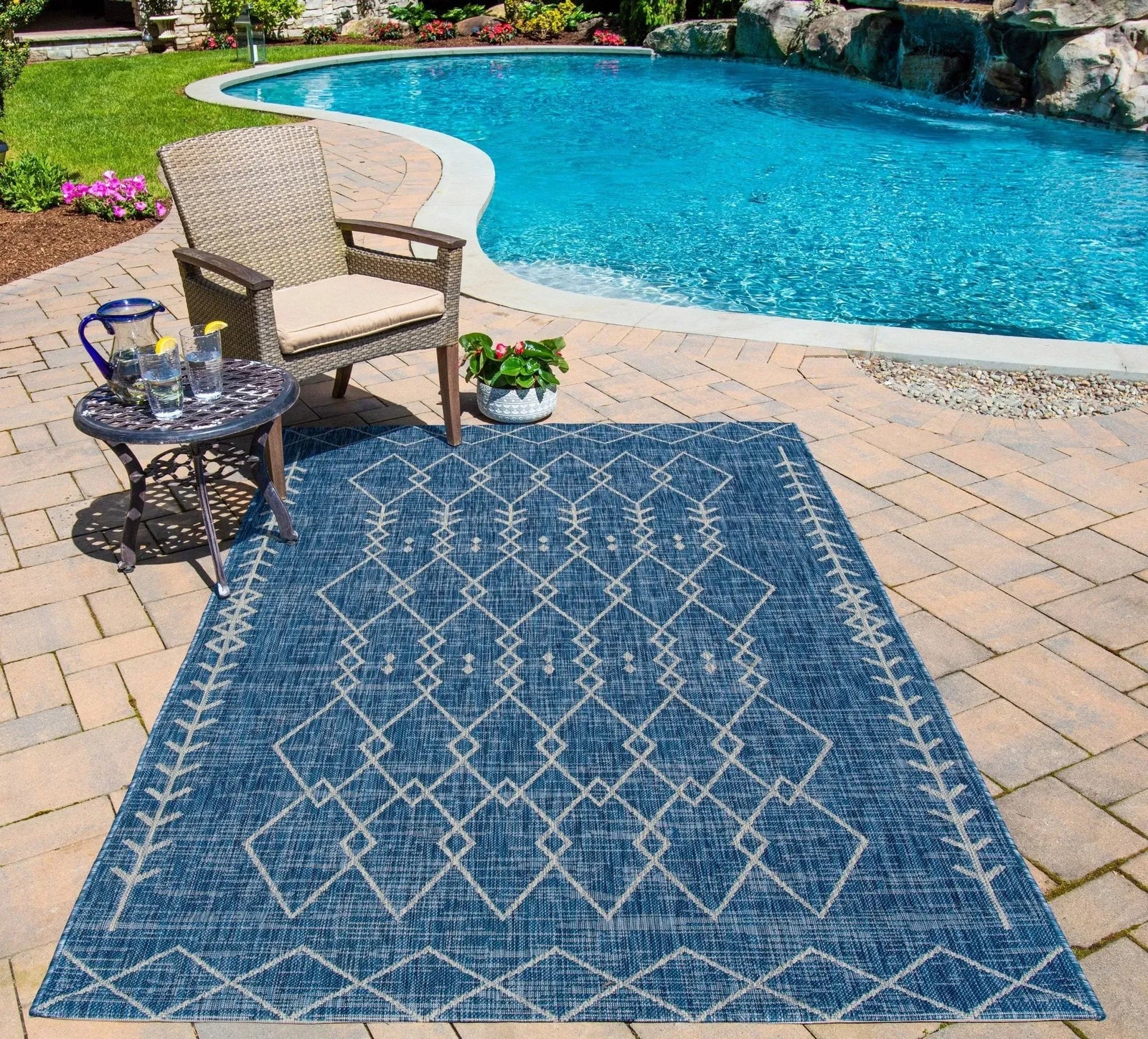 Villa By Novogratz Vi-08 Monaco Blue Rug