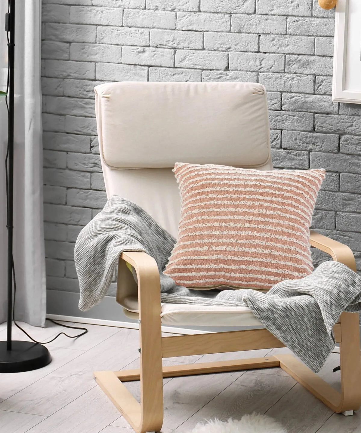 Wispy Ways Lr07710 Dusty Pink/Cream Pillow