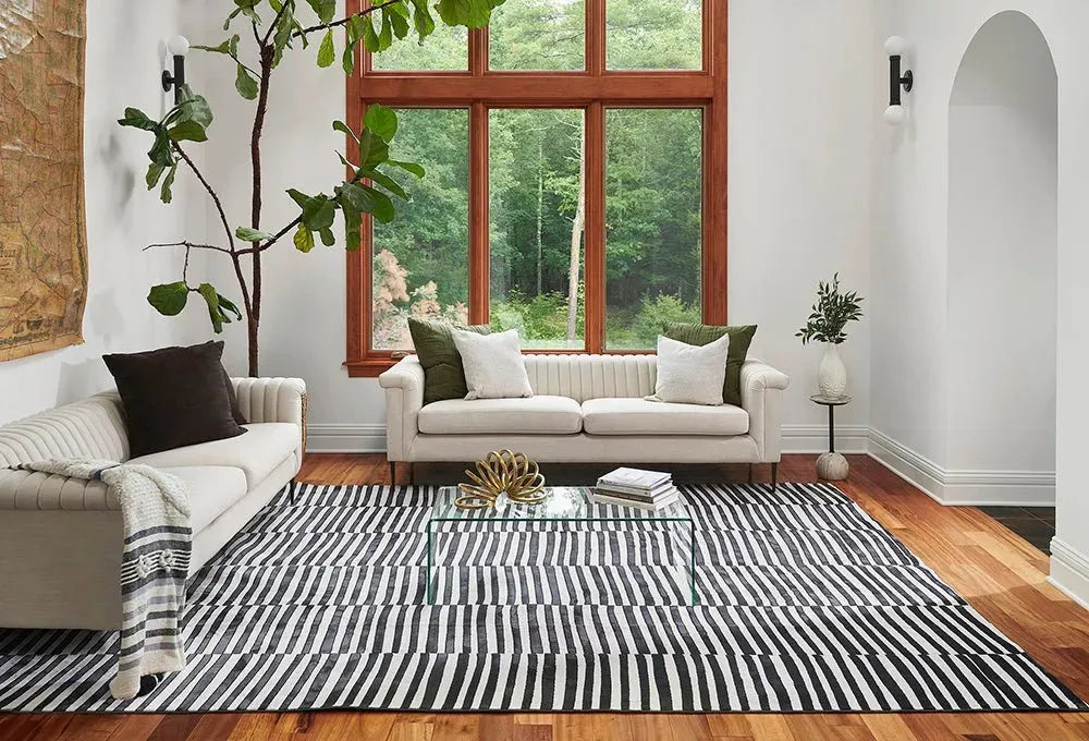 Xander XAN-1 Black Rug