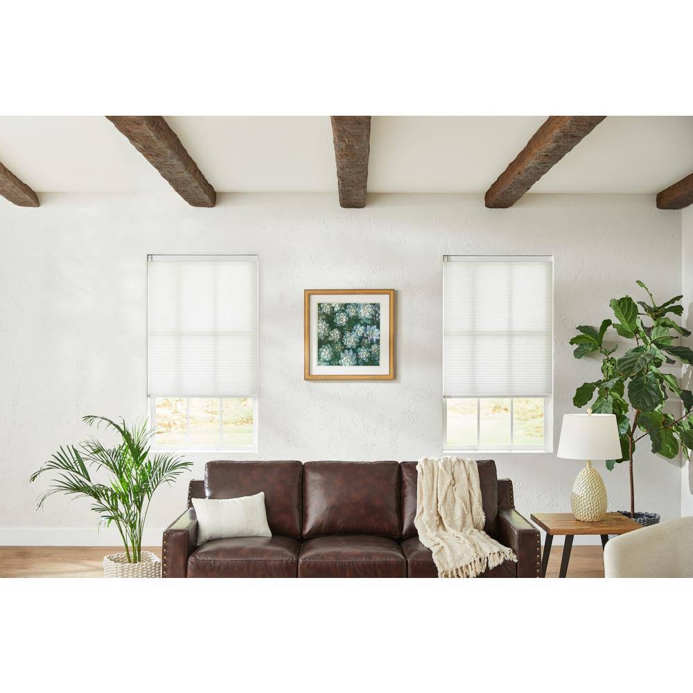 Home Decorators Collection White Cordless Light Filtering Cellular Shade - 25.25 in. W x 72 in. L (Motorization Compatible), Whi 18_XMQXG1A5