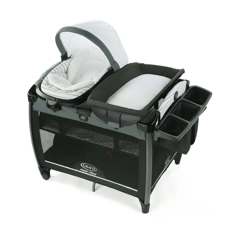 Graco Pack 'n Play Rock 'n Grow Playard in Hamilton 8L_ZI6ZMIEJ