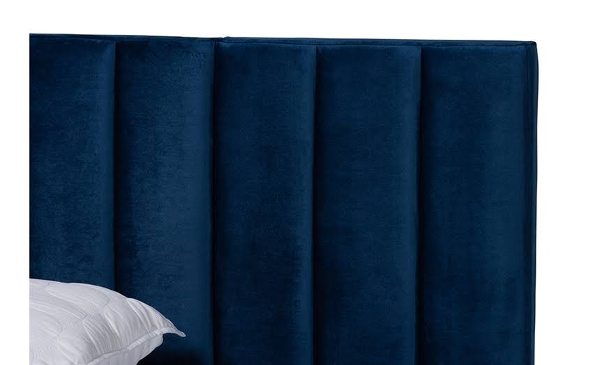 Baxton Studio Fiorenza Glam And Luxe Navy Blue Velvet Fabric Upholstered Queen Size Panel Bed With Extra Wide Channel Tufted ER_HOVEDIRD