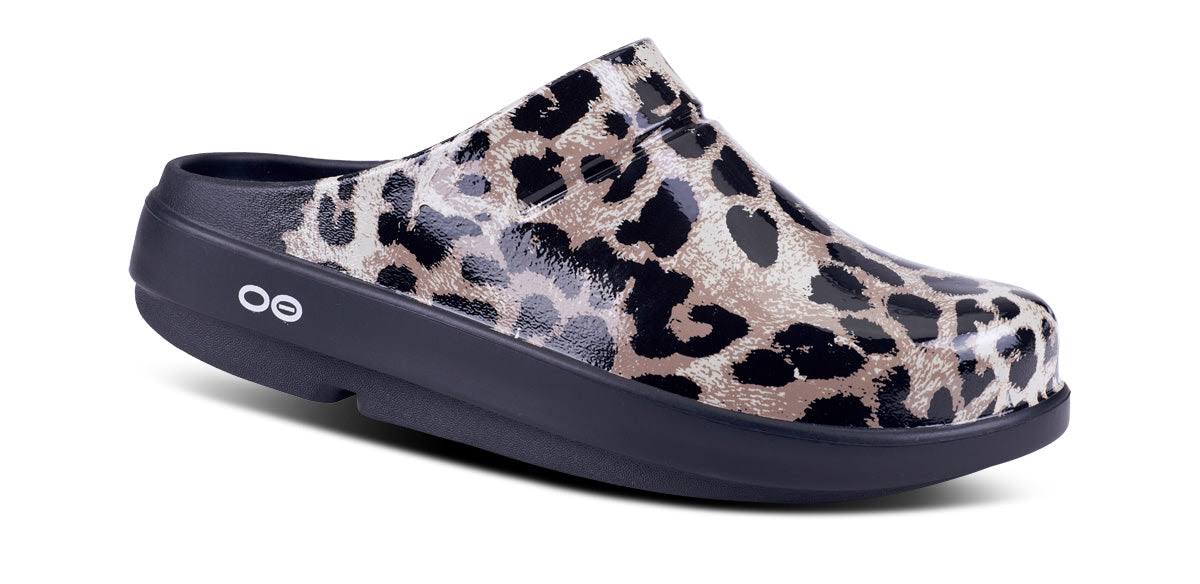 Oofos Women's Oocloog Limited Edition - NP_5TYUGYCB