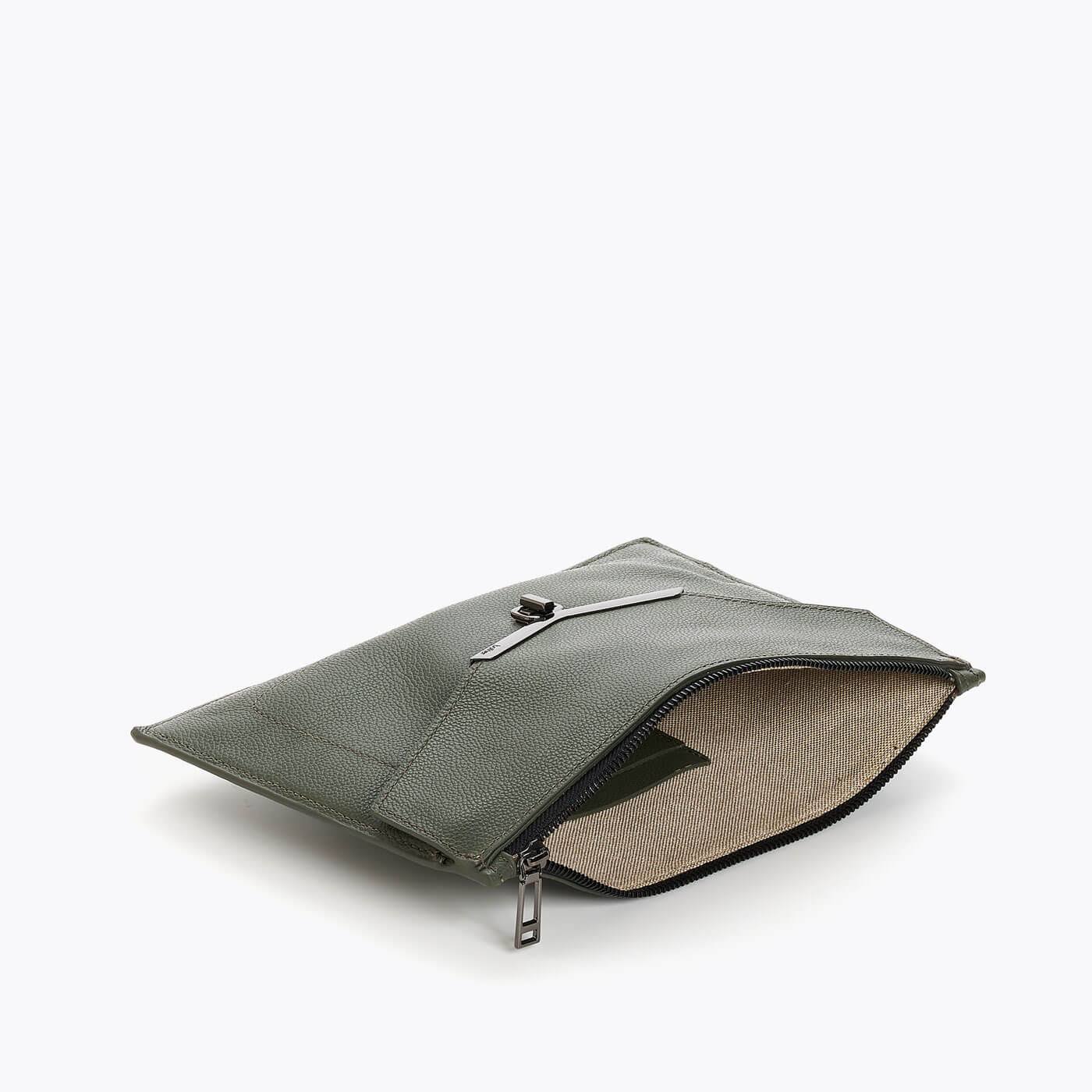 Valentina Large Clutch I JN_CLXRI0D7